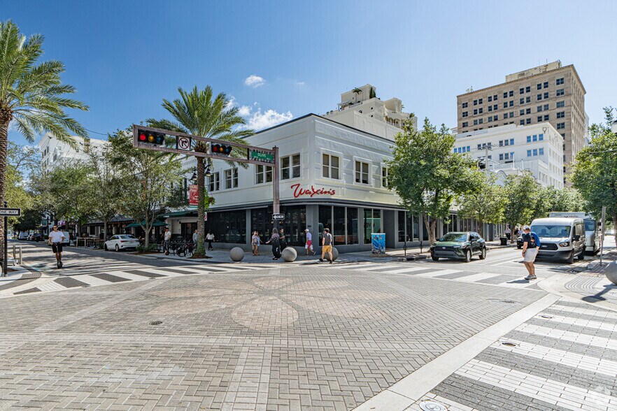 218-230 Clematis St, West Palm Beach, FL à louer - Photo de l’immeuble – Image 3 sur 27