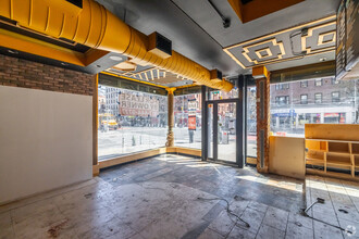 159 2nd Ave, New York, NY à louer Photo intérieure– Image 1 sur 11