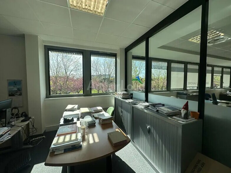 Bureau dans Schiltigheim à louer - Photo de l’immeuble – Image 2 sur 13
