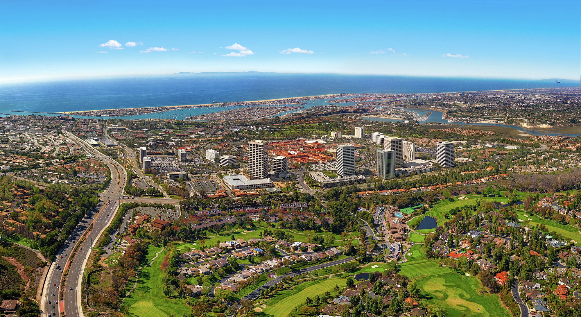 620 Newport Center Dr, Newport Beach, CA à louer Aérien– Image 1 sur 59