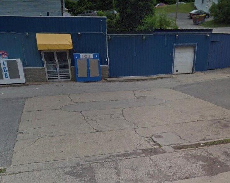 400 Beechurst Ave, Morgantown, WV à louer - Photo de l’immeuble – Image 2 sur 4