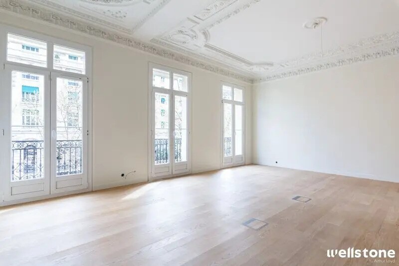 Bureau dans Paris à louer - Photo de l’immeuble – Image 3 sur 24