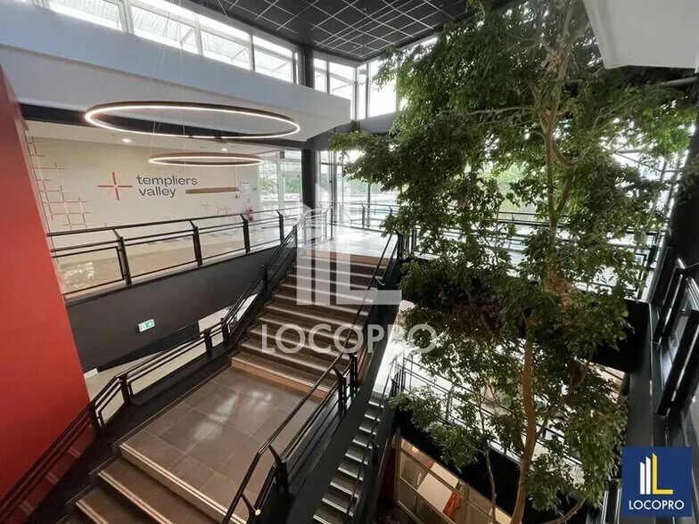Bureau dans SOPHIA ANTIPOLIS à louer - Photo de l’immeuble – Image 3 sur 24