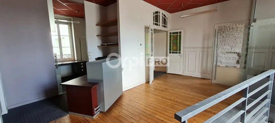 Bureau dans Saint-Brieuc à louer - Photo de l’immeuble – Image 3 sur 5