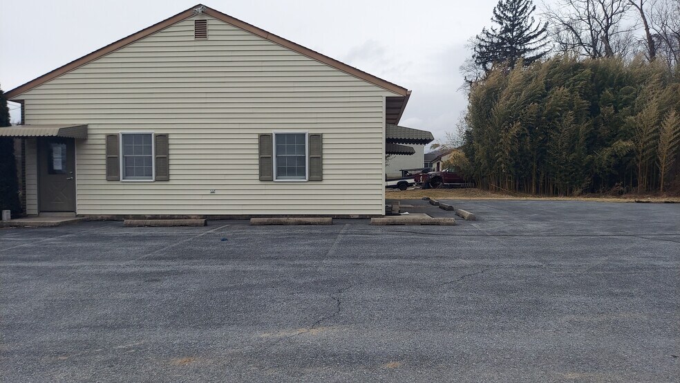 1291 Reading Ave, Boyertown, PA à louer - Photo de l’immeuble – Image 2 sur 9