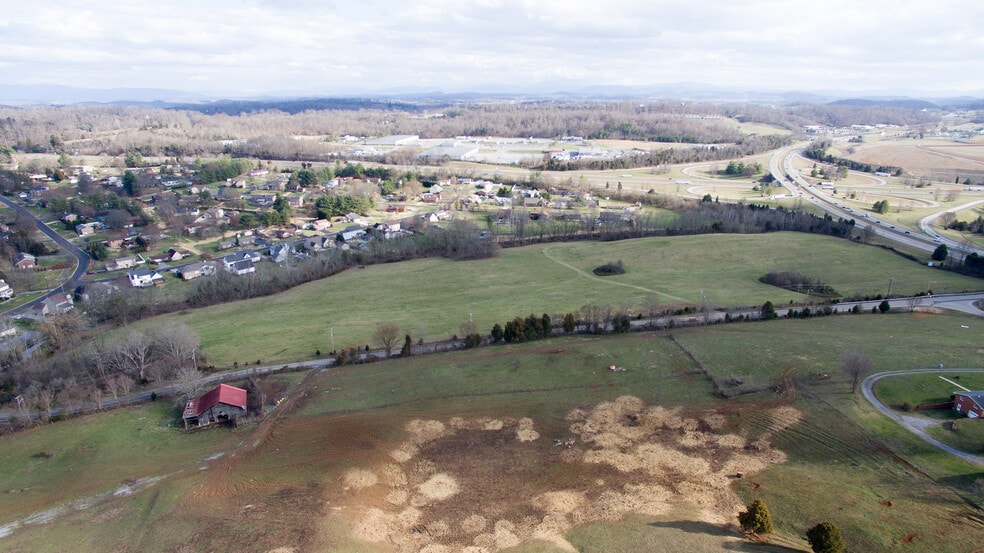 1423 Summerville Rd, Kingsport, TN à vendre - Photo principale – Image 1 sur 2