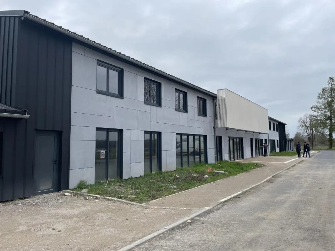 Bureau dans Montigny-en-Ostrevent à vendre Photo de l’immeuble– Image 1 sur 4