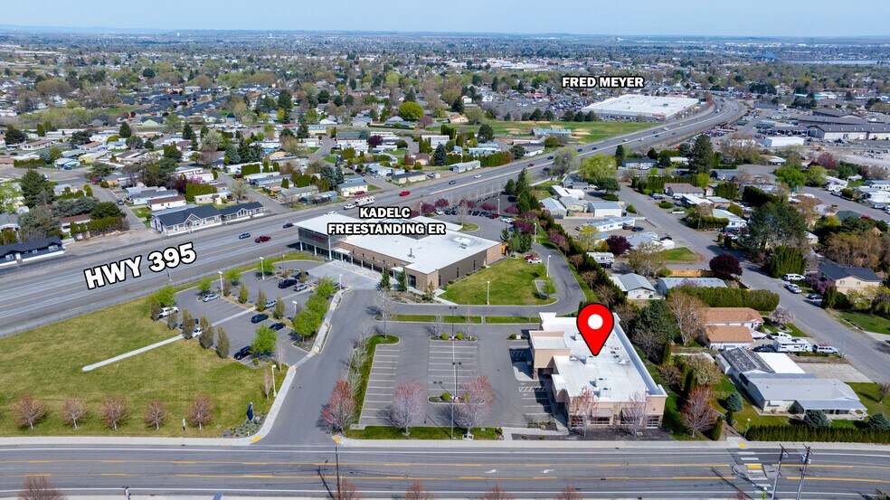 3208 W 19th Ave, Kennewick, WA à vendre - Photo de l’immeuble – Image 2 sur 10