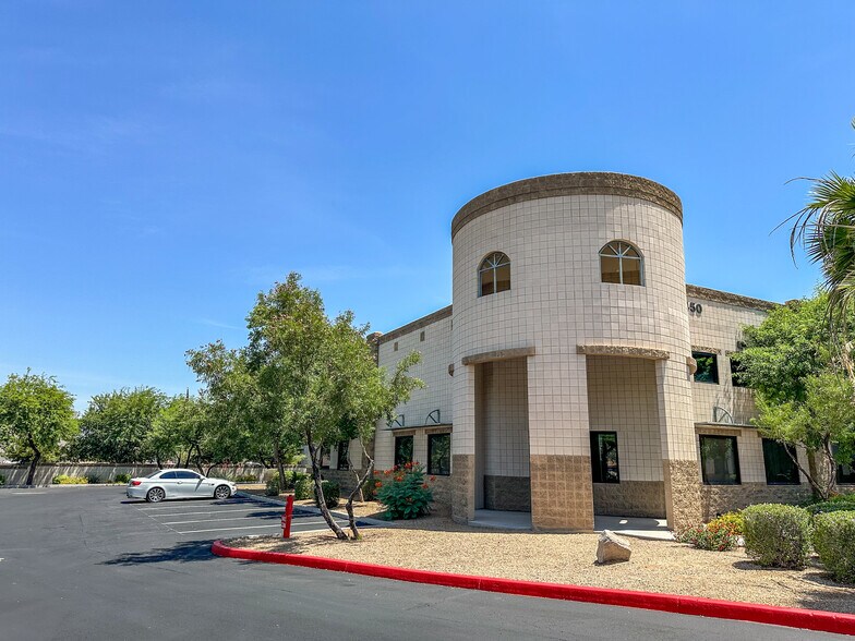 450 E Warner Rd, Chandler, AZ à louer - Photo de l’immeuble – Image 2 sur 3
