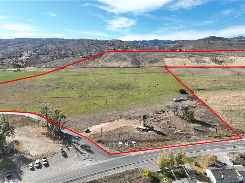 1925 S Bear Lake Blvd, Garden City, UT à vendre - Photo de l’immeuble – Image 3 sur 15