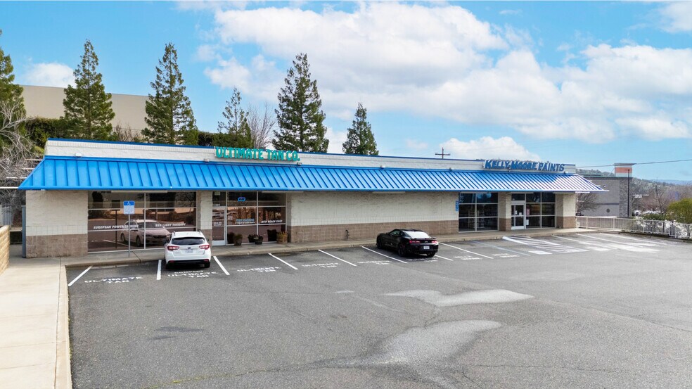 880 Sanguinetti Rd, Sonora, CA à louer - Photo de l’immeuble – Image 1 sur 5