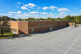 Plus de détails pour 4795 Commercial Plaza St, Winston-Salem, NC - Industriel/Logistique à vendre