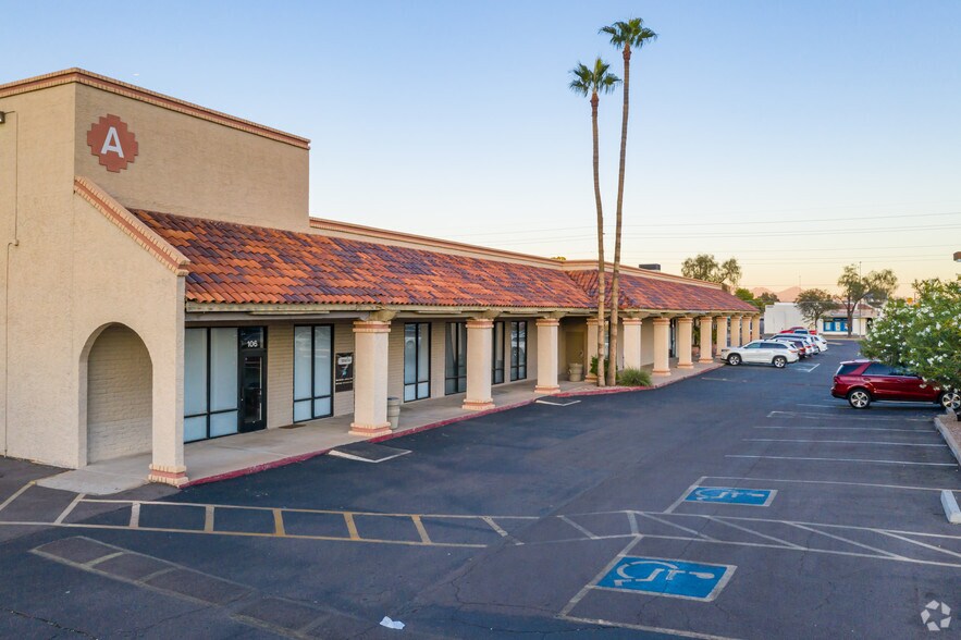 13832 N 32nd St, Phoenix, AZ à louer - Photo de l’immeuble – Image 2 sur 2