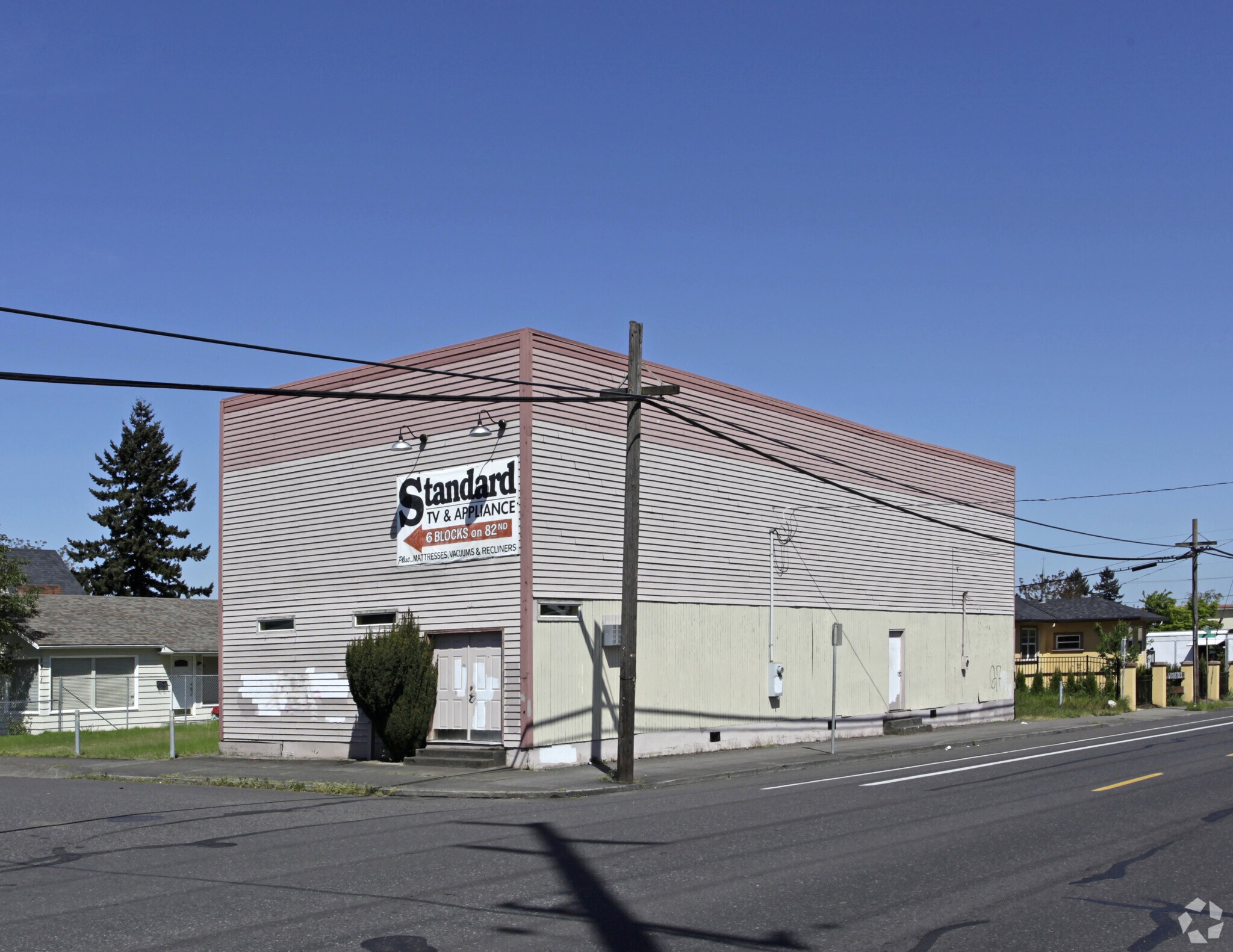 8409 SE Woodstock Blvd, Portland, OR à vendre Photo principale– Image 1 sur 4