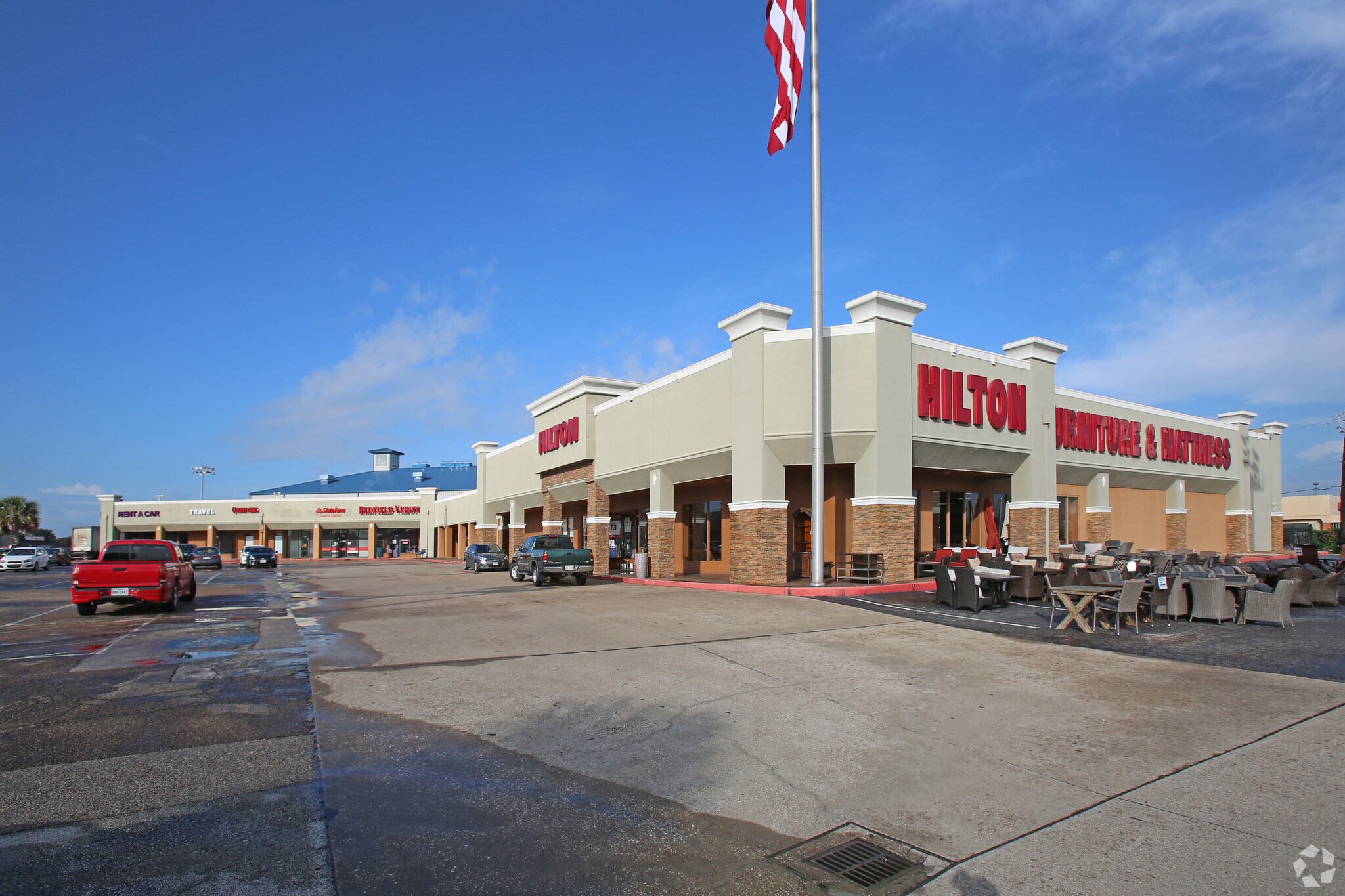 12100 Gulf Fwy, Houston, TX à louer Photo principale– Image 1 sur 8