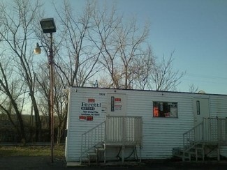 Plus de détails pour 7824 Bristol Pike, Levittown, PA - Local commercial à louer