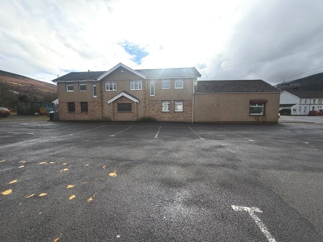 5 Tai Bach, Merthyr Tydfil à vendre - Photo principale – Image 1 sur 20