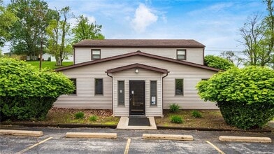 870 Orchard Hill Rd, Zanesville, OH à louer Photo intérieure– Image 1 sur 17