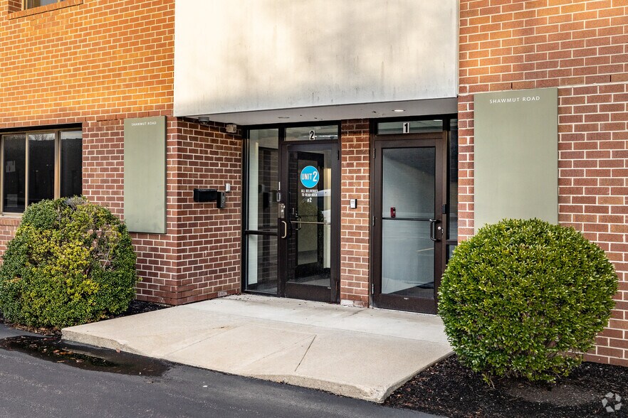 65 Shawmut Rd, Canton, MA à louer - Photo de l’immeuble – Image 1 sur 4