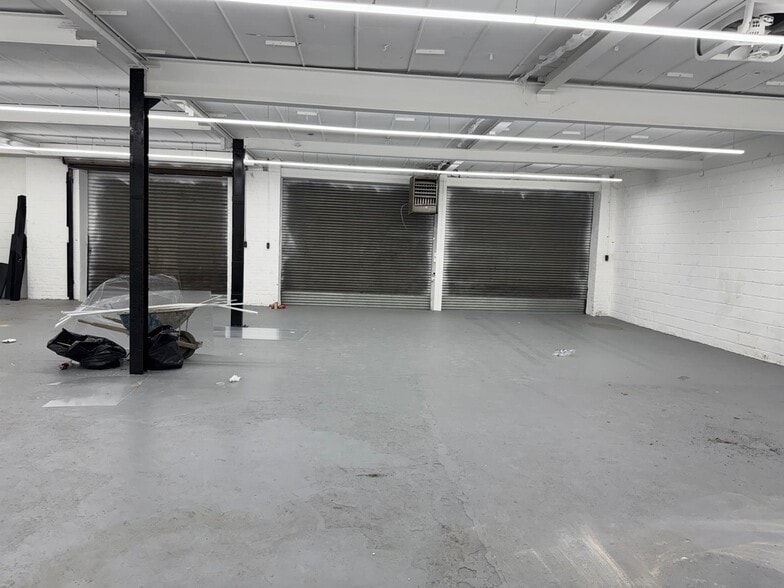 2413 Atlantic Ave, Brooklyn, NY à louer - Photo de l’immeuble – Image 3 sur 9