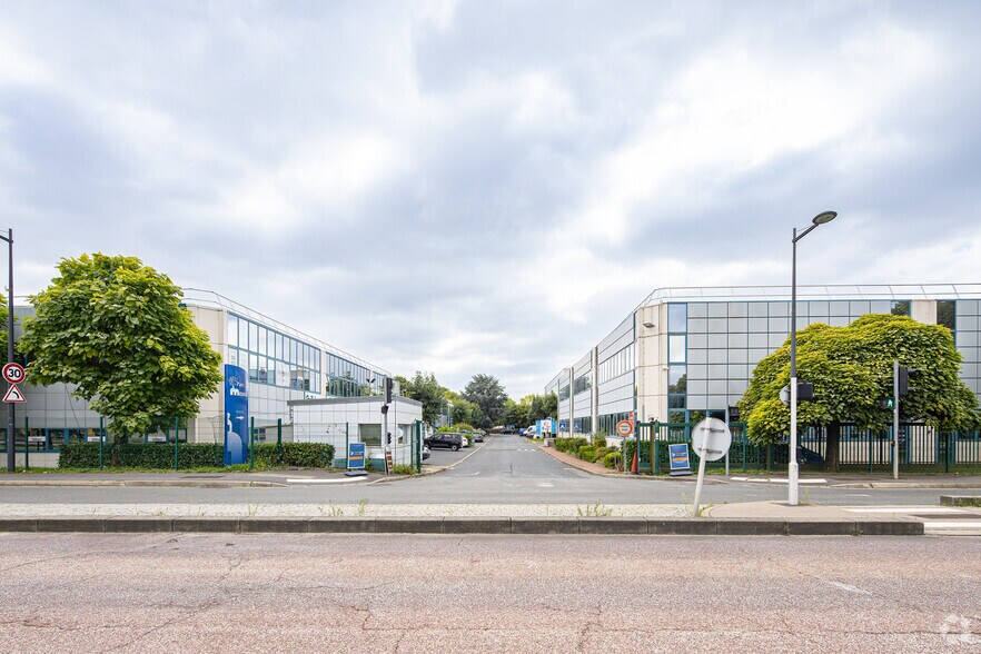 Avenue Des Pépiniéres, Fresnes à louer - Photo principale – Image 1 sur 3