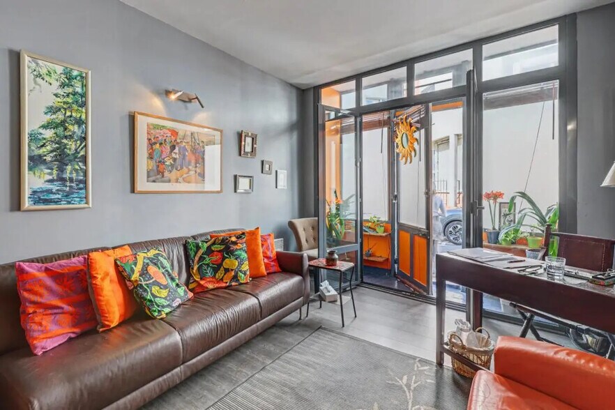 Local commercial dans Paris à vendre - Photo intérieure – Image 1 sur 16