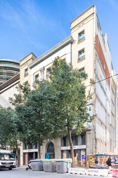 Carrer de Fontanella, 7, Barcelone, Barcelona à louer - Photo de l’immeuble – Image 3 sur 3