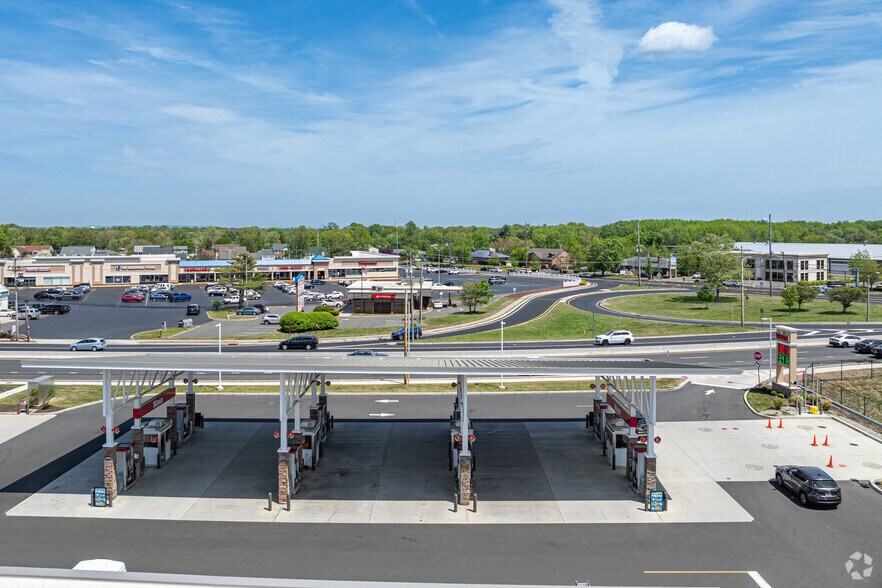 3008 State Route 35, Hazlet, NJ à vendre - Photo de l’immeuble – Image 2 sur 5