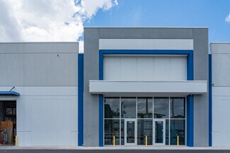 Plus de détails pour 5900 N Powerline Rd, Fort Lauderdale, FL - Industriel/Logistique à louer