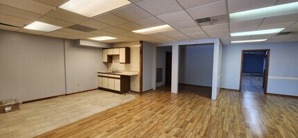 935 Horicon St, Mayville, WI à louer Photo intérieure– Image 2 sur 5