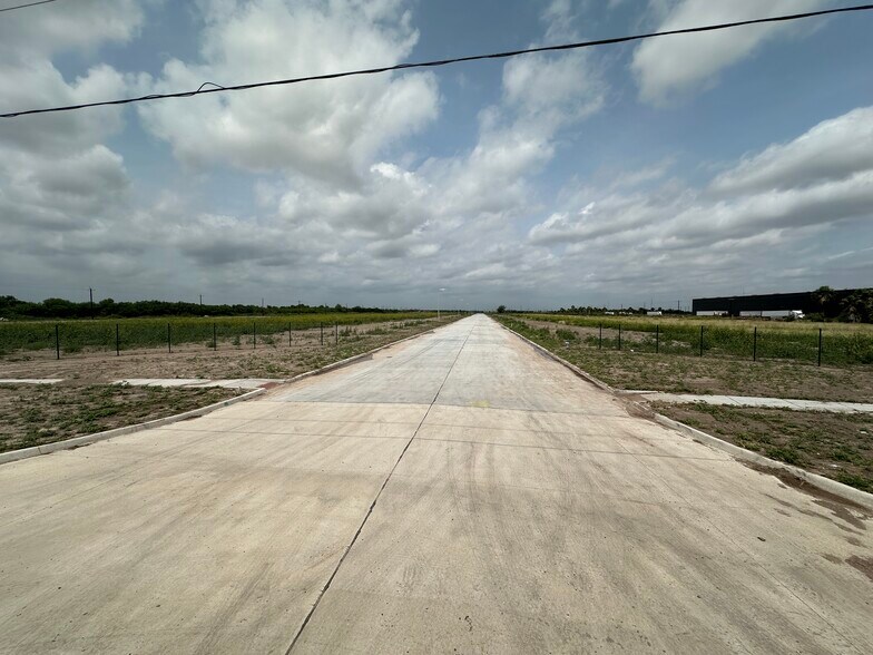 4900 Old 10th Street, McAllen, TX à vendre - Photo de la construction – Image 3 sur 3