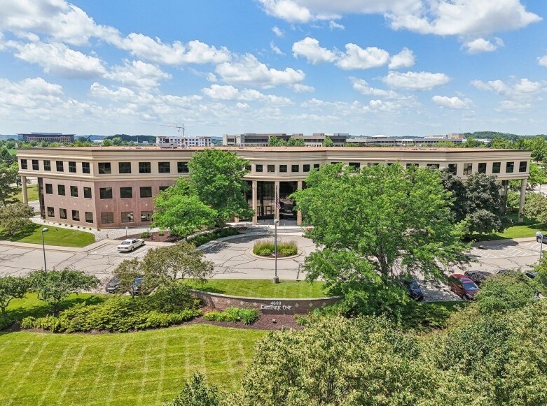 4600 American Pky, Madison, WI à vendre - Photo principale – Image 1 sur 22