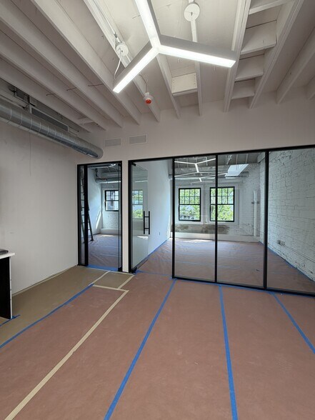 237 N Old Woodward Ave, Birmingham, MI à louer - Photo intérieure – Image 3 sur 6