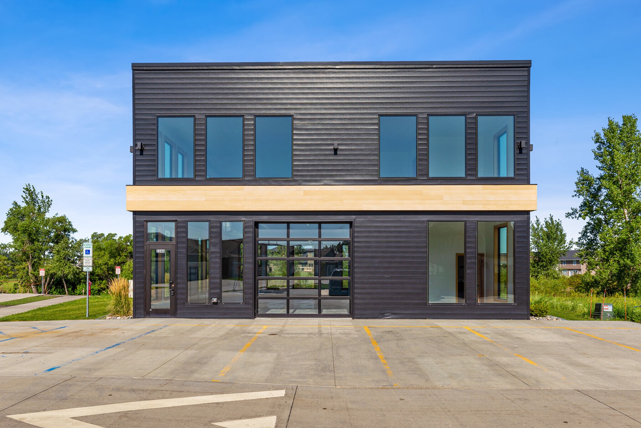 3344 5th Way E, West Fargo, ND à vendre Photo principale– Image 1 sur 18