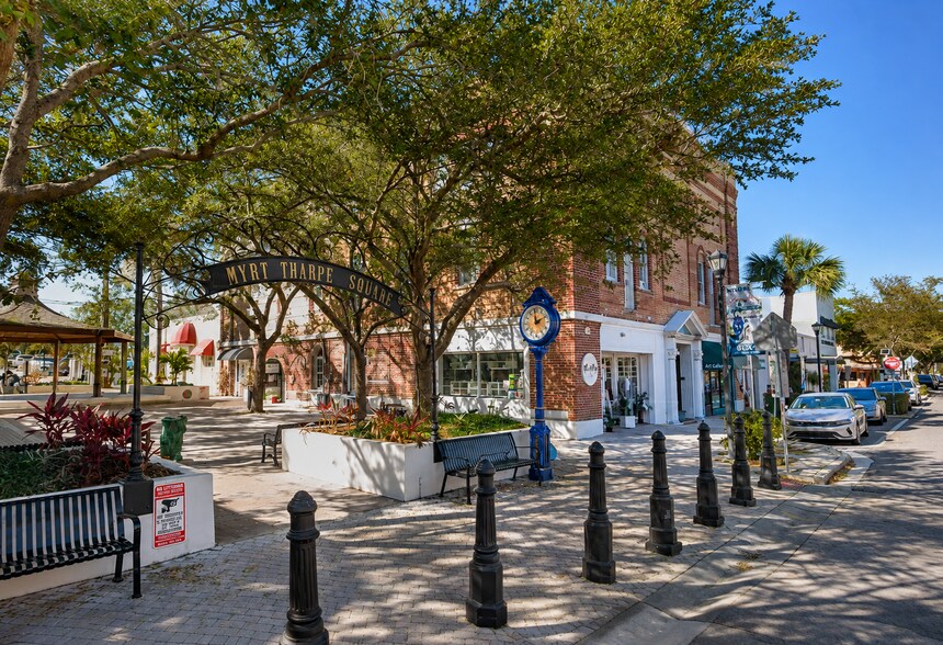 319 Brevard Ave, Cocoa, FL à louer - Photo de l’immeuble – Image 2 sur 6