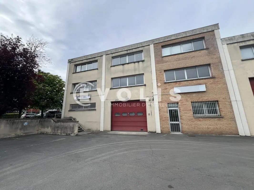 Local d’activités dans Neuilly-Plaisance à louer Photo de l’immeuble– Image 1 sur 21