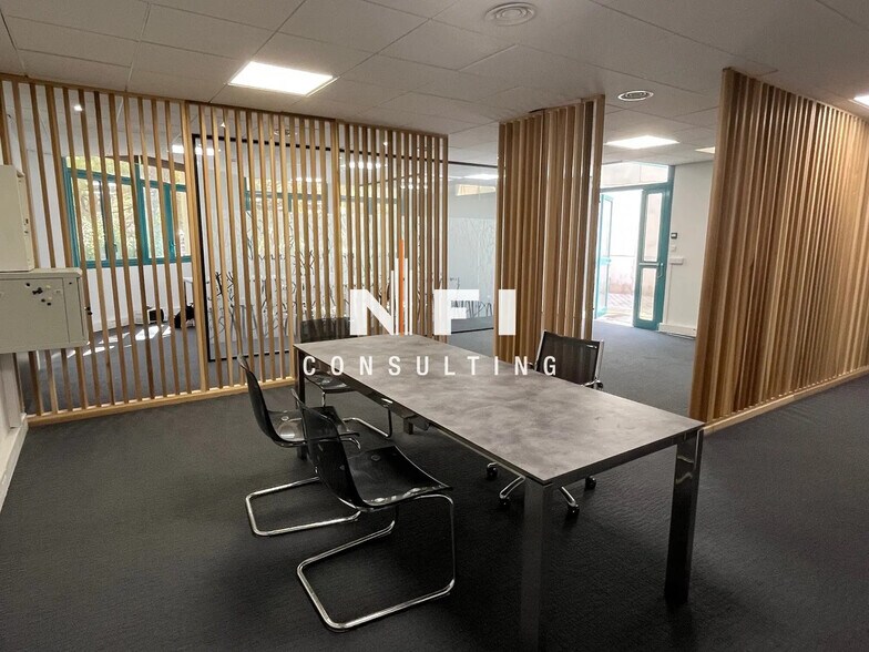 Bureau dans Valbonne à louer - Photo de l’immeuble – Image 2 sur 5