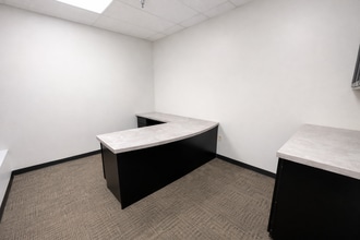 3902 Corporex Park Dr, Tampa, FL à louer Photo intérieure– Image 2 sur 11