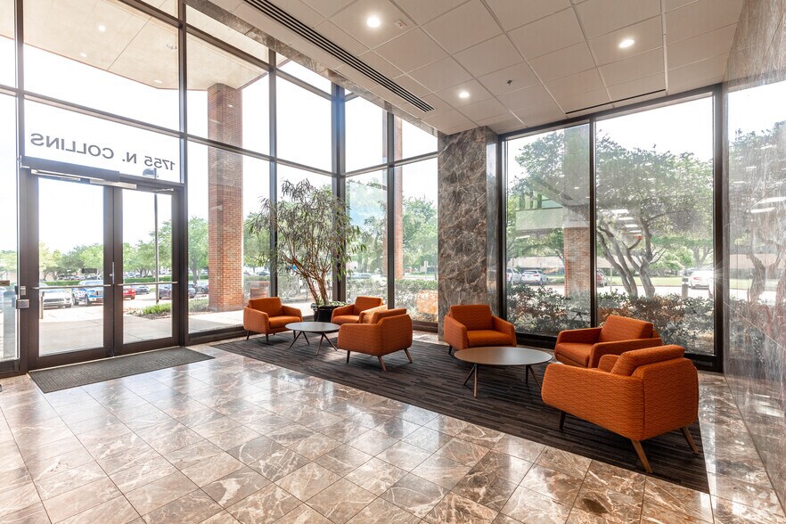 1755 N Collins Blvd, Richardson, TX à louer - Hall d’entrée – Image 2 sur 9