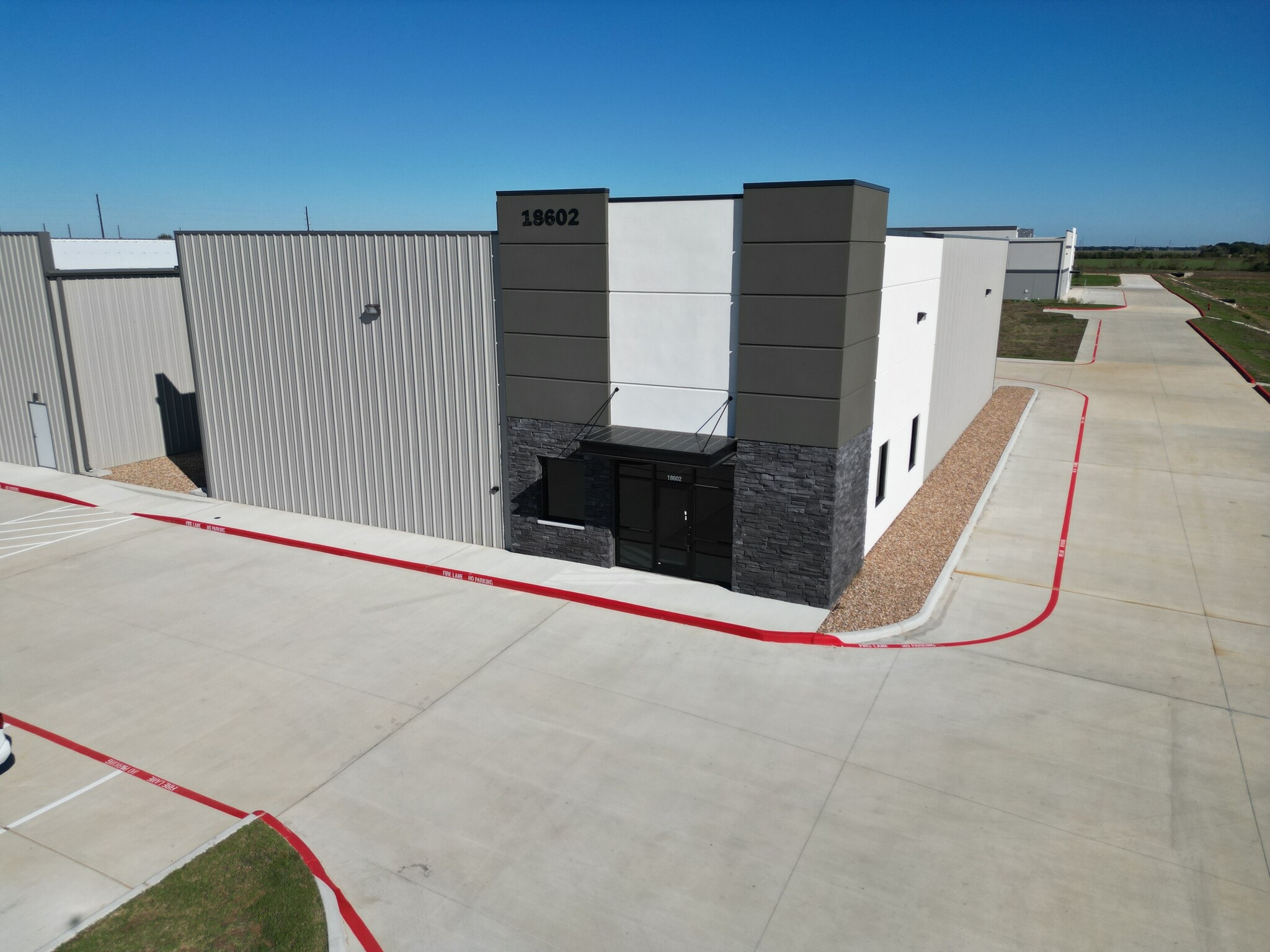 18606 Kermier, Hockley, TX à vendre Photo de l’immeuble– Image 1 sur 1