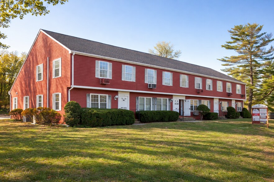 56 Danbury Rd, New Milford, CT à vendre - Photo principale – Image 1 sur 6