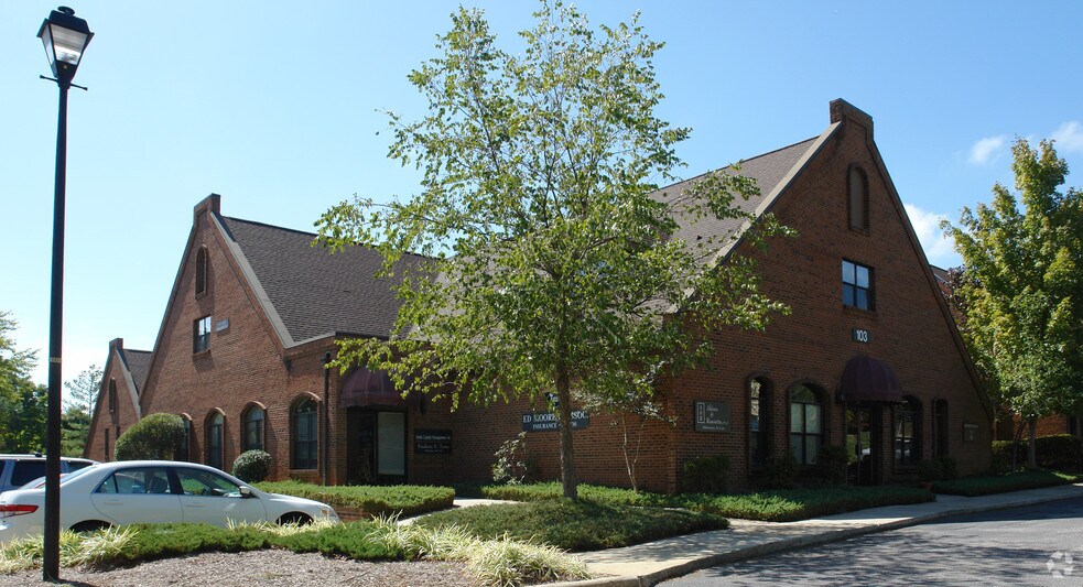 103 Kilmayne Dr, Cary, NC à louer - Photo principale – Image 1 sur 9