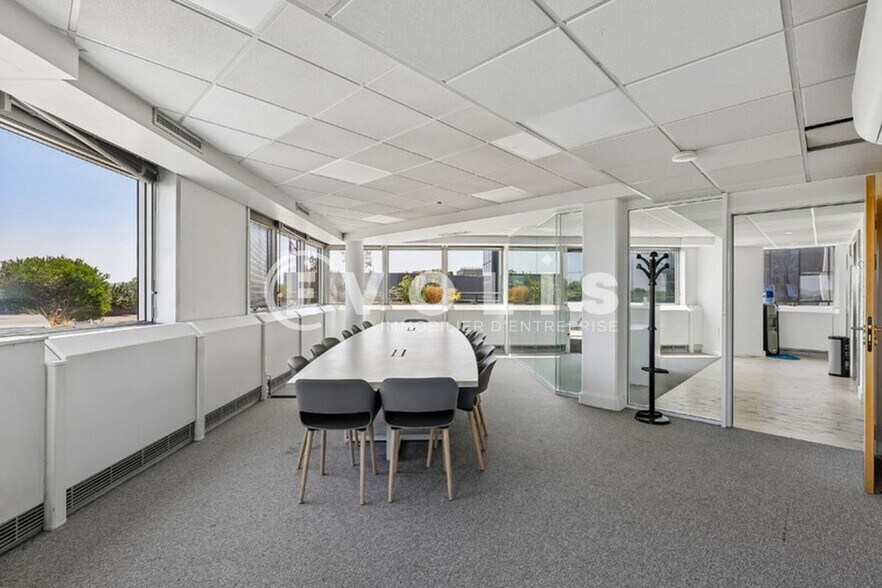 22 Quai Gallieni, Suresnes à louer - Photo de l’immeuble – Image 2 sur 31