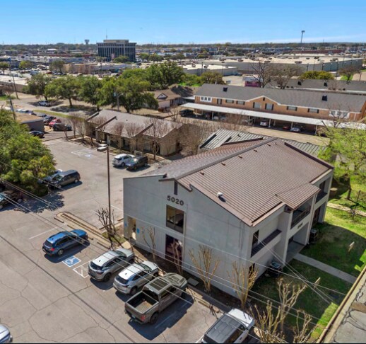 5020 Lakeland Cir, Waco, TX à louer - Photo de l’immeuble – Image 2 sur 6
