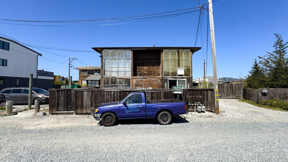 40 Varda Landing Rd, Sausalito, CA à vendre - Photo de l’immeuble – Image 2 sur 5