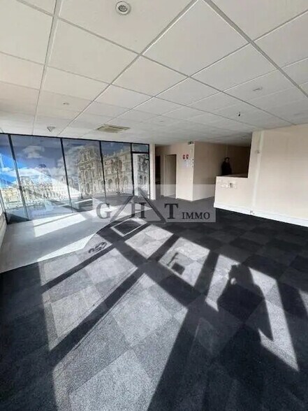 Industriel/Logistique dans Ivry-sur-Seine à louer - Photo intérieure – Image 2 sur 6