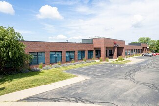 Plus de détails pour 555 Zor Shrine Pl, Madison, WI - Bureau à louer