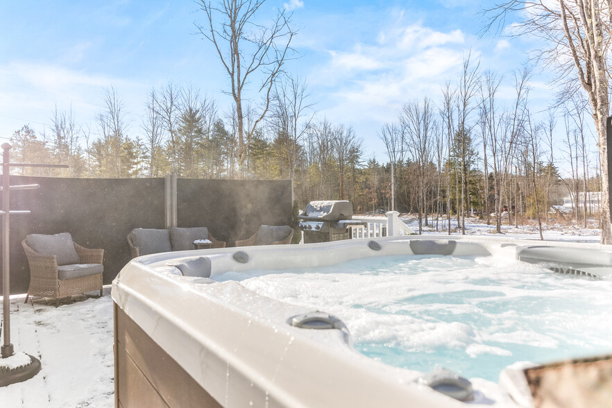 83 King Rd, Chichester, NH à vendre - Photo de l’immeuble – Image 3 sur 26