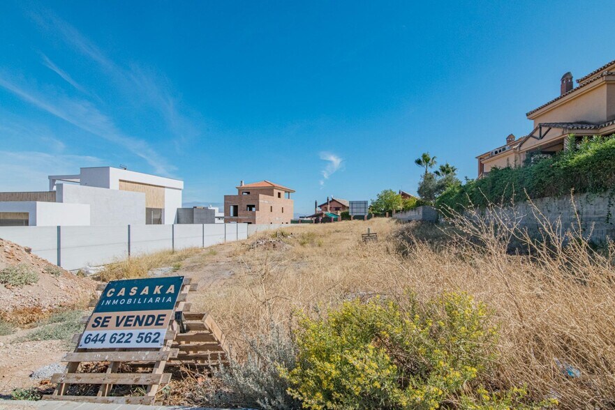Terrain dans Dílar, Granada à vendre - Photo de l’immeuble – Image 2 sur 14