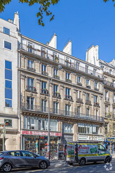 53 Boulevard De Strasbourg, Paris à louer - Photo de l’immeuble – Image 2 sur 5